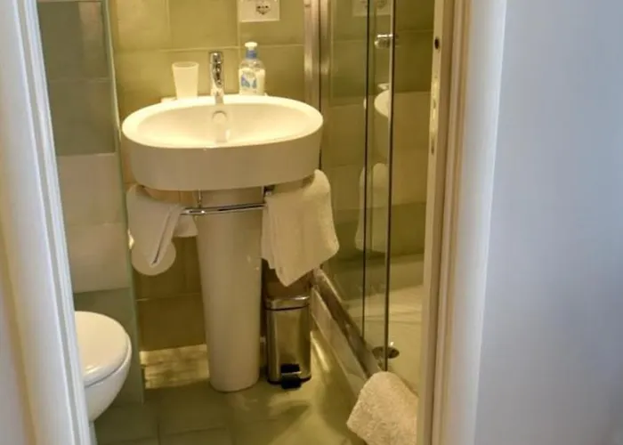 Gagliardi House 3*