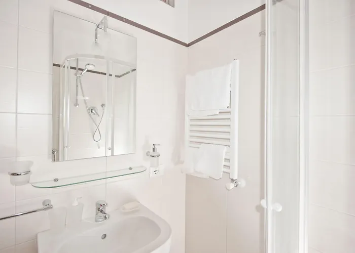 Gagliardi House 3*